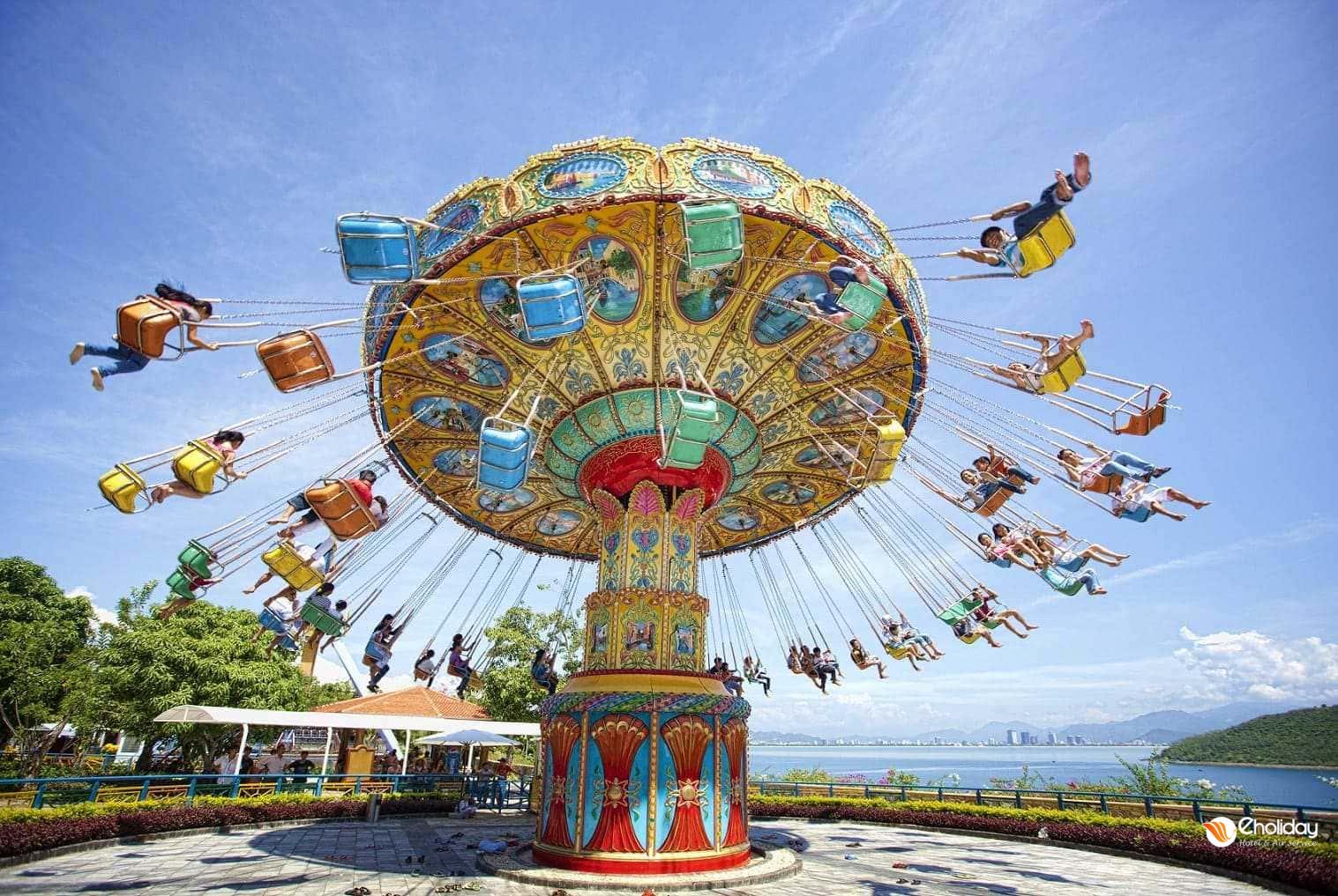 Vui chơi công viên nước VInhomes Grand Park